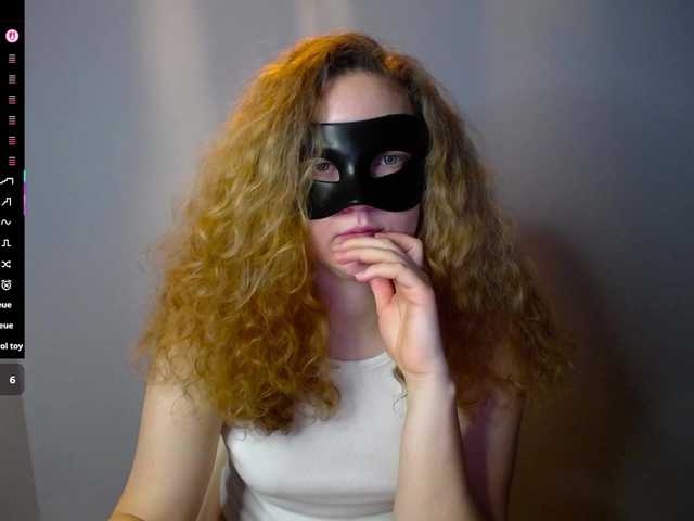 Bubbblegum's BongaCams show and profile