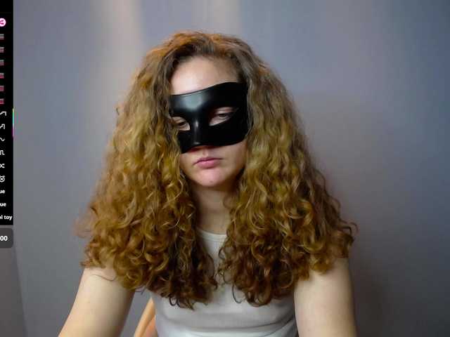 Bubbblegum's BongaCams show and profile