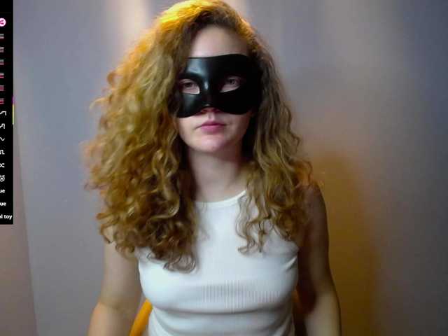 Bubbblegum's BongaCams show and profile