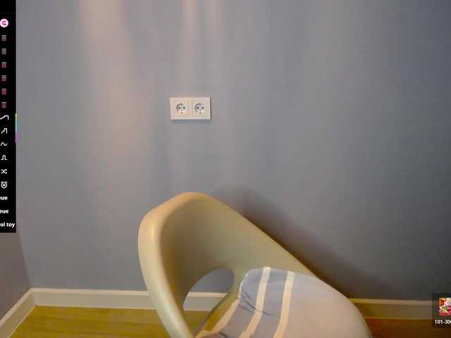 Bubbblegum's BongaCams show and profile