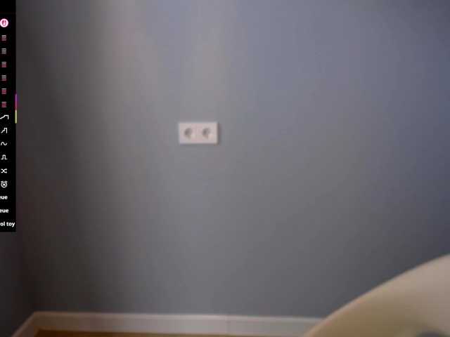 Bubbblegum's BongaCams show and profile