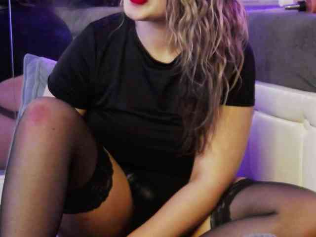 AngelinaGrey webcam
