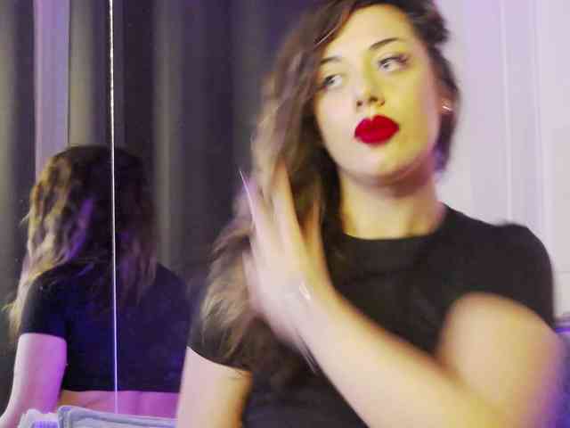 AngelinaGrey webcam