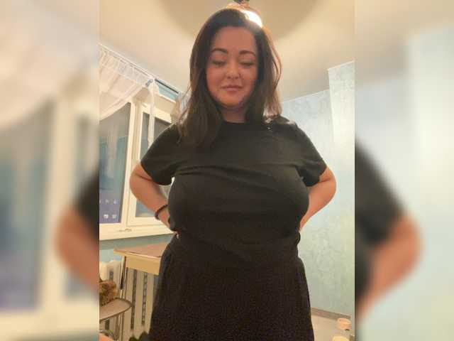 Brigittaa's BongaCams show and profile