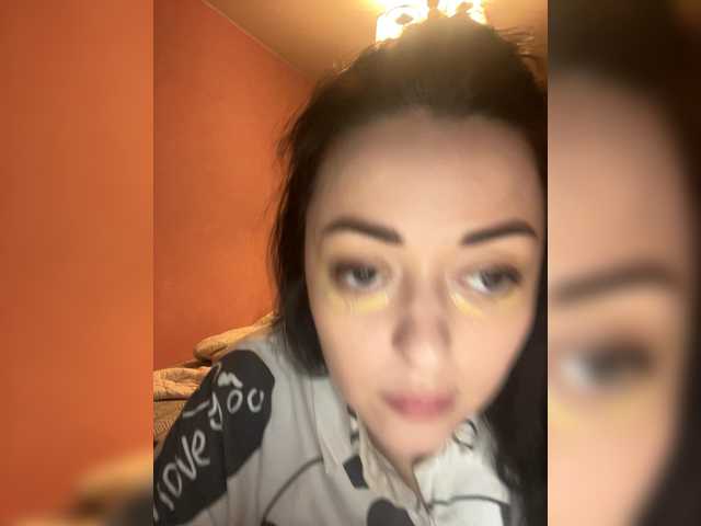 Brigittaa's BongaCams show and profile