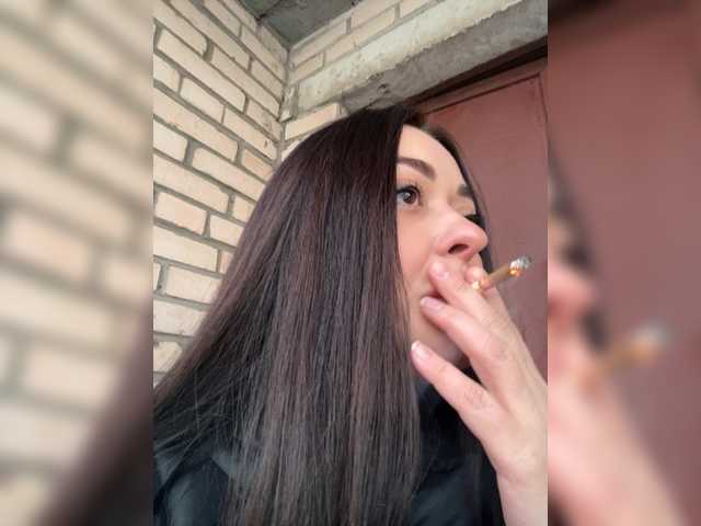 Brigittaa's BongaCams show and profile