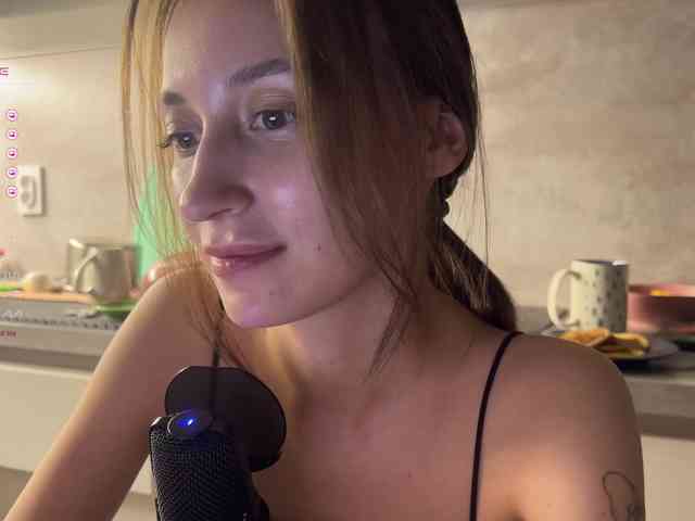 lalimyyyau webcam