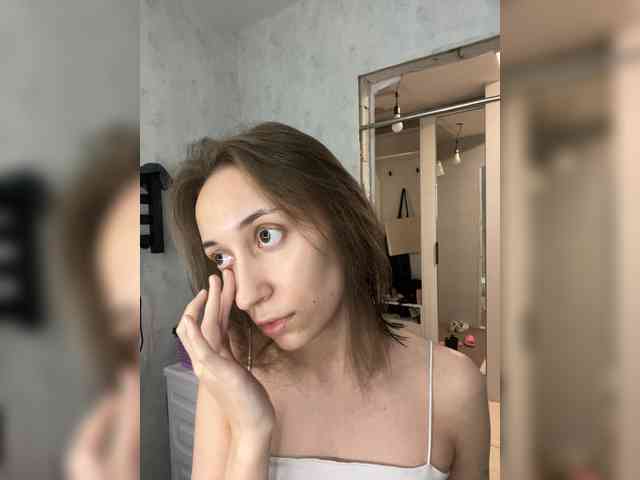 lalimyyyau webcam