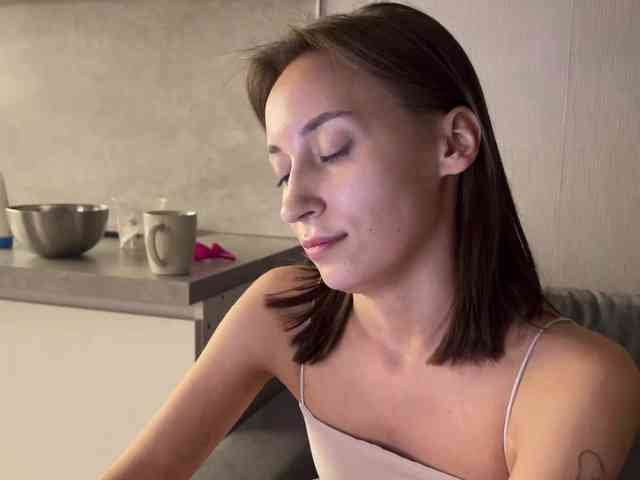 lalimyyyau webcam