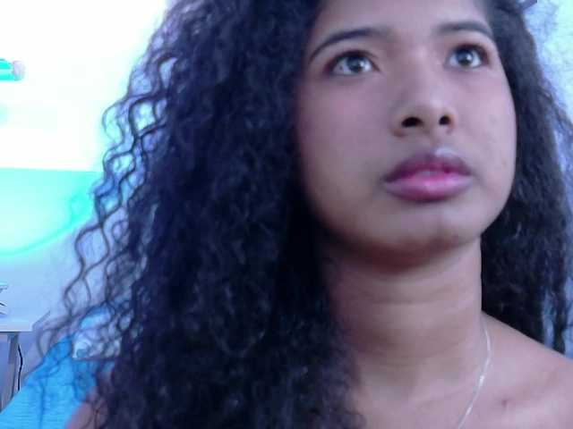 shyblacksweetiee's BongaCams show and profile