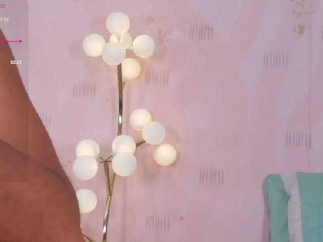 shyblacksweetiee's BongaCams show and profile