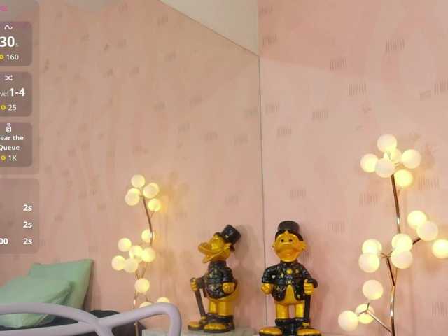 shyblacksweetiee's BongaCams show and profile