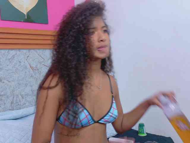 shyblacksweetiee webcam