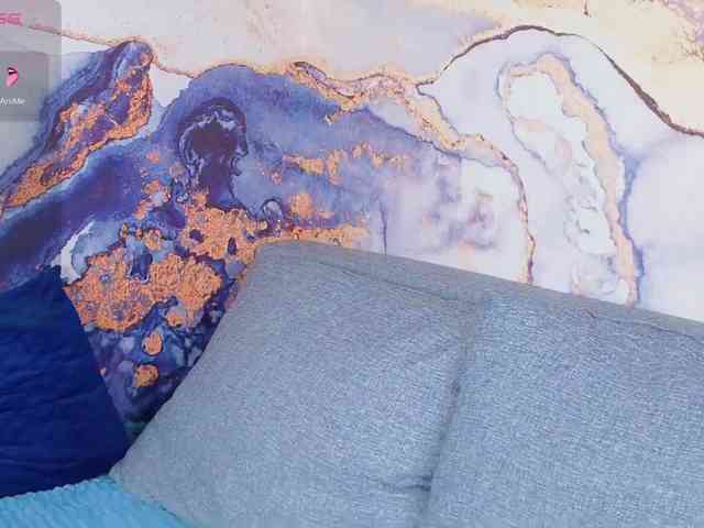 vikakismee's webcam live show