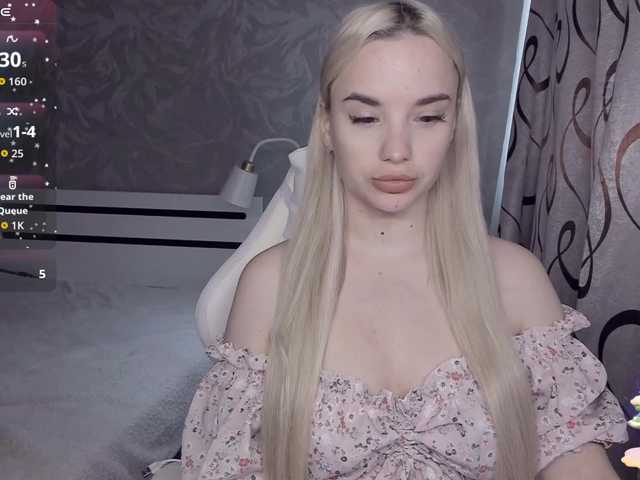 KiraKrox's BongaCams show and profile