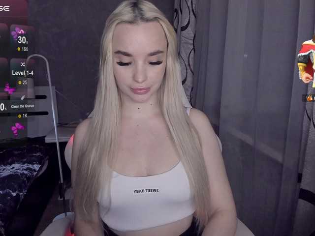 KiraKrox's BongaCams show and profile