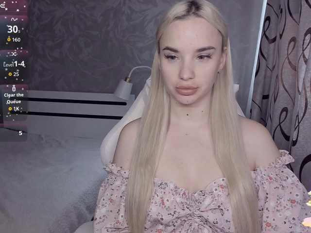 KiraKrox's BongaCams show and profile