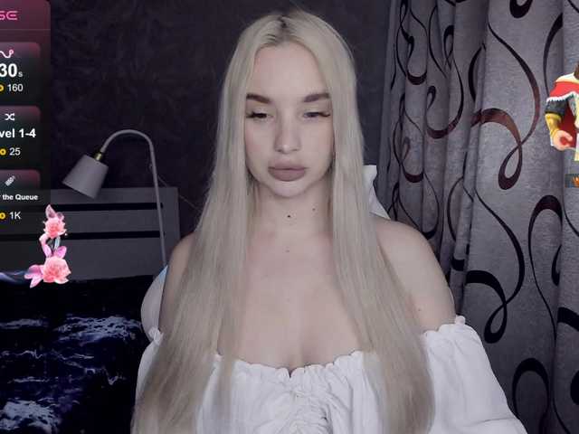 KiraKrox's BongaCams show and profile