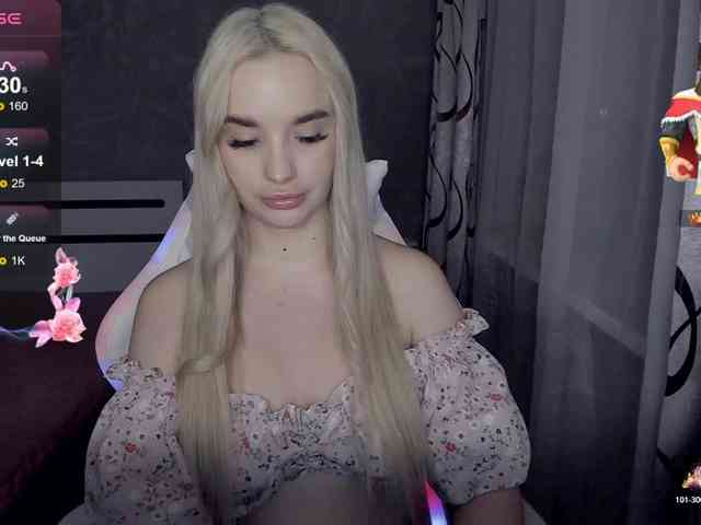 KiraKrox Live Webcam on BongaCams