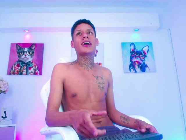 DereckStorm Live Webcam on BongaCams