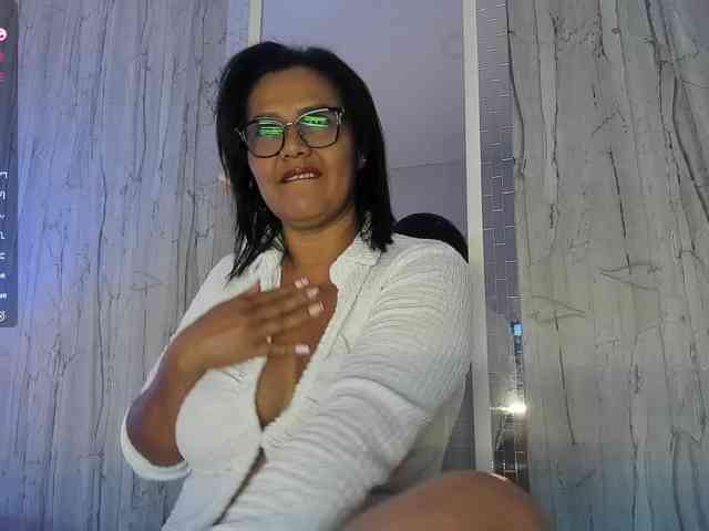 Emilly webcam