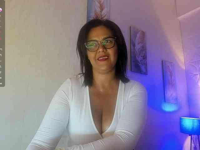 Emilly webcam