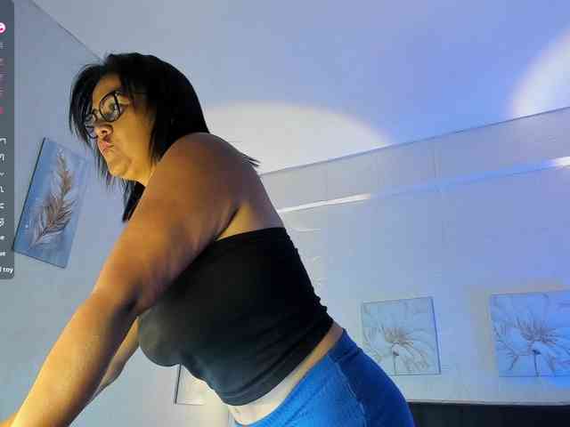 Emilly webcam