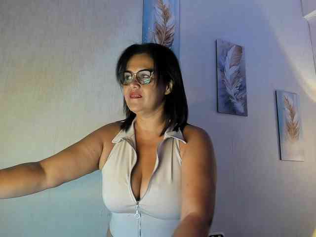 Emilly webcam