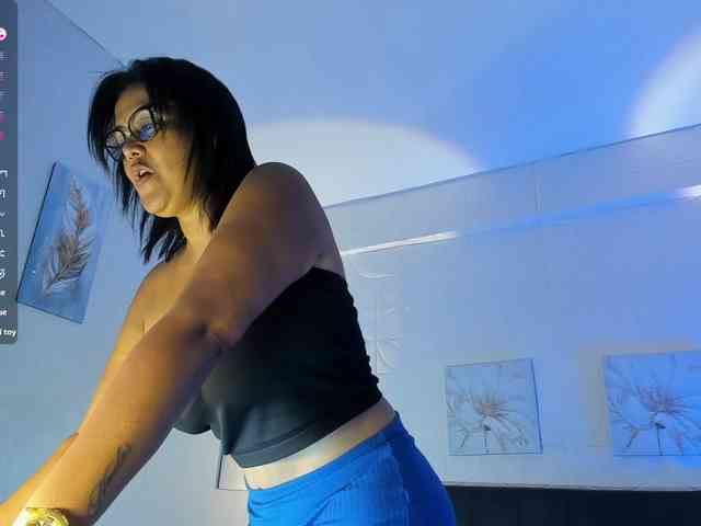 Emilly webcam