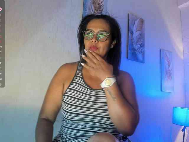 Emilly webcam