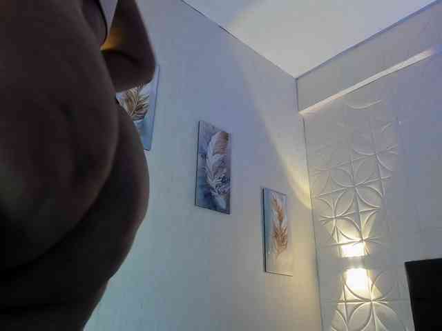 Emilly webcam