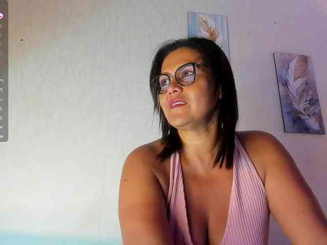 Emilly webcam