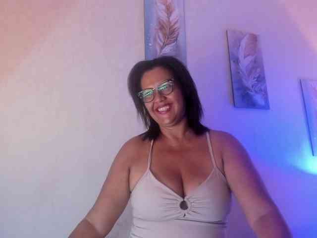 Emilly webcam