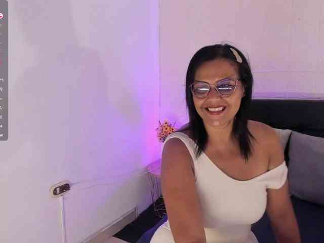 Emilly webcam