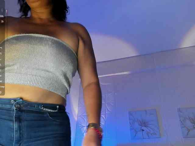 Emilly webcam