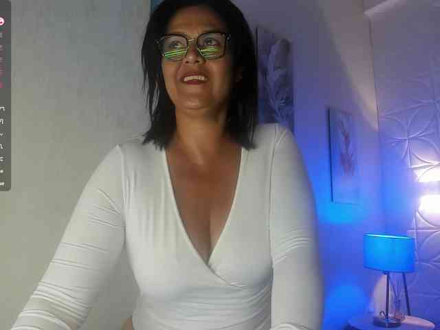 Emilly webcam