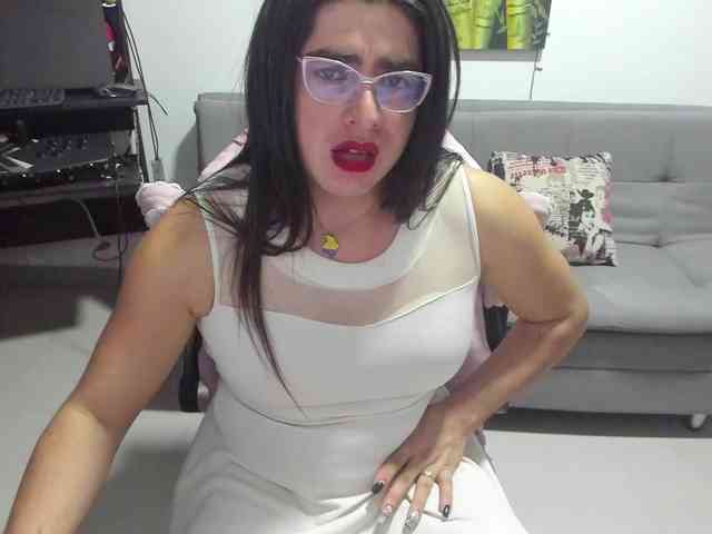 KhalifaGold Live Webcam on BongaCams