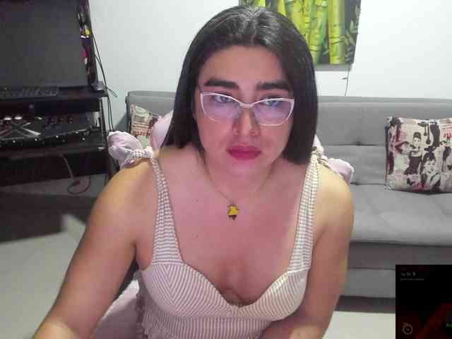 KhalifaGold Live Webcam on BongaCams