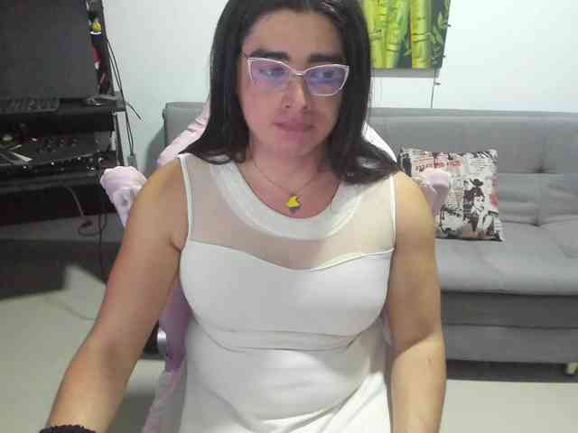 KhalifaGold Live Webcam on BongaCams