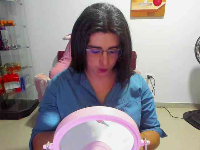 KhalifaGold Live Webcam on BongaCams