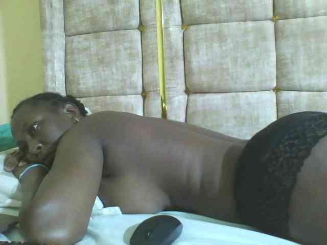 Beauty-Queen1 Live Webcam on BongaCams