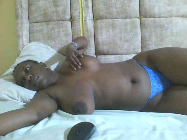 Beauty-Queen1 Live Webcam on BongaCams