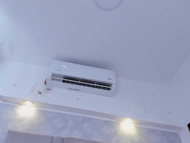 MilaSaenz's BongaCams show and profile