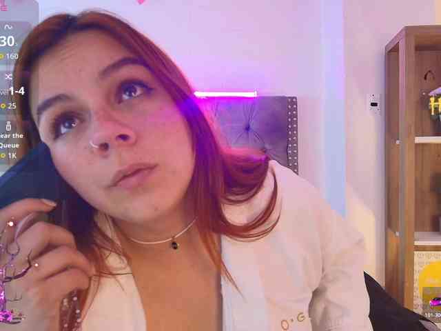AliceRed webcam