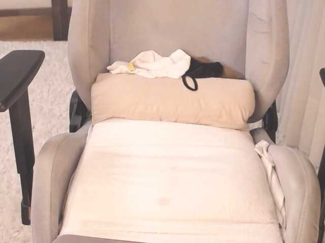 Victoria2025's BongaCams show and profile