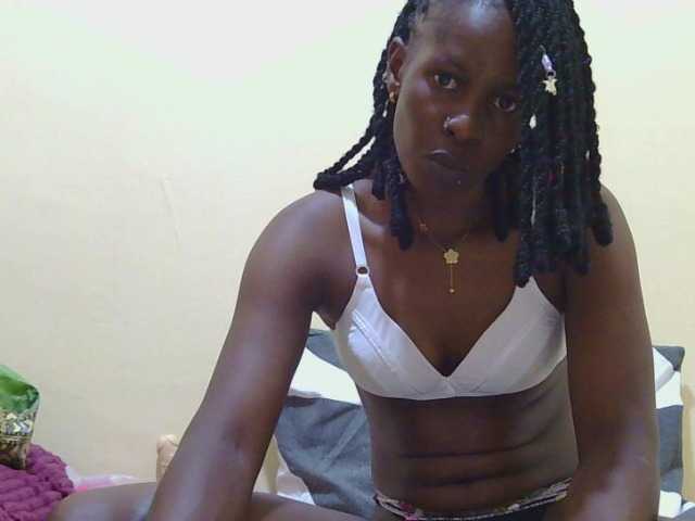 Naughtygirl3 webcam bongacams model stream image