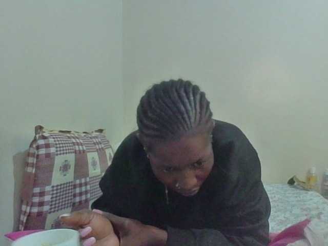 Naughtygirl3 webcam bongacams model stream image