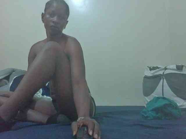 Naughtygirl3 webcam