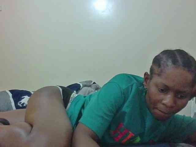 Naughtygirl3 webcam