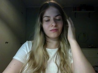 RosieJune Porn Show